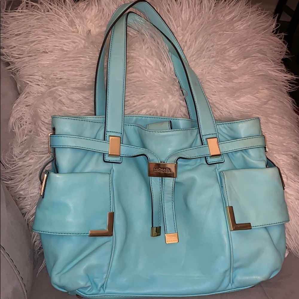 ⭐️Authentic Michael Kors Hand bag